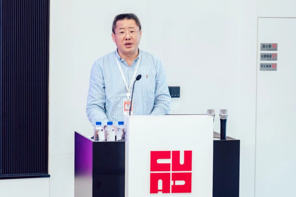CUAD新闻 | 献礼公司改制二十周年 長江都市召开优秀青年表彰大会