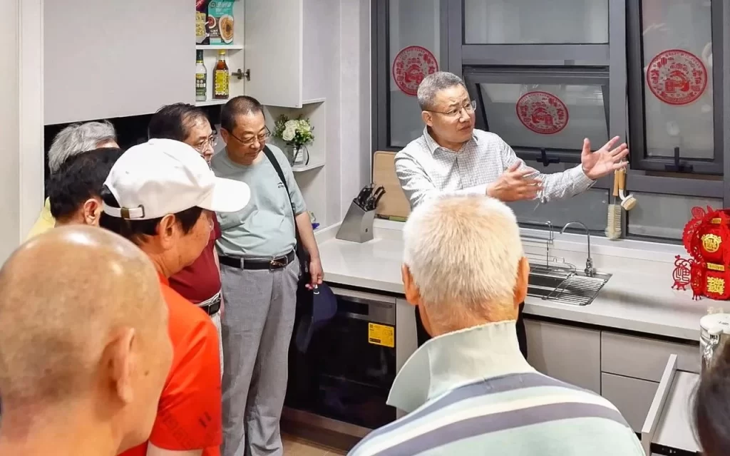CUAD新闻｜都市老年宅实验室迎来“特殊访客”